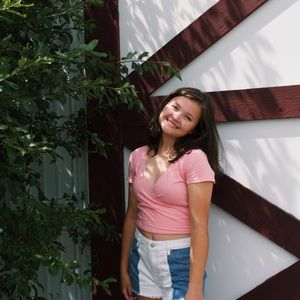 Meet your Posher, Maia